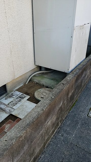 電温からエコキュート取替え　施工前