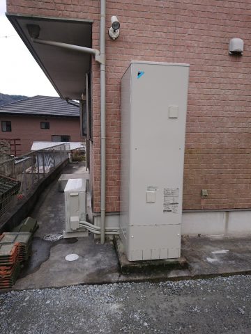 太子町　電気温水器からエコキュートへ取替え