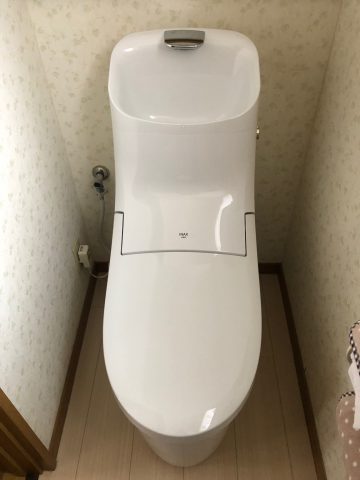 姫路市　シャワートイレが水漏れ交換