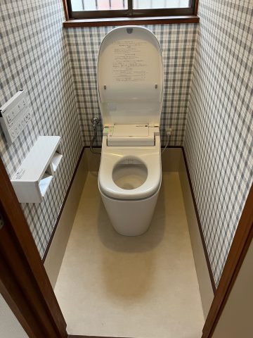 姫路市　貸家のトイレ改装工事