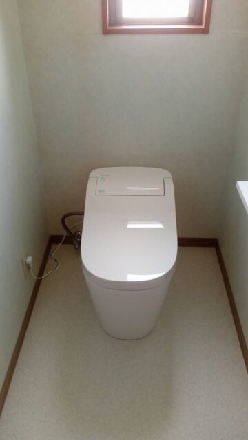 姫路市　トイレ取替工事