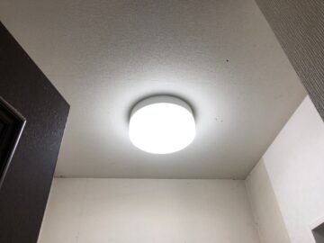 姫路市　洗面室照明の交換