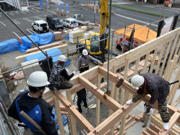 本社屋上棟