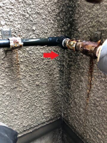 姫路市　凍結による水道管破裂修理
