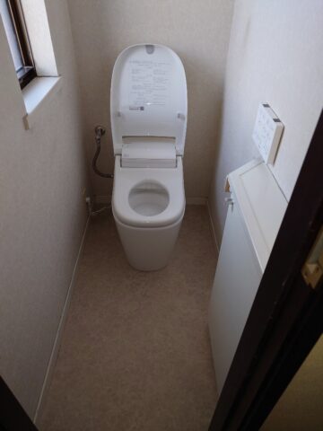 太子町　２階トイレの便器取替工事