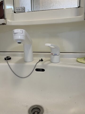 姫路市　ミカド製洗面台水栓から水漏れ！