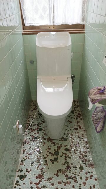 姫路市　掃除が楽な便器への取替え