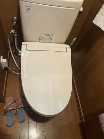 姫路市　シャワートイレの交換