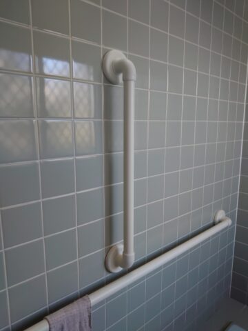 姫路市 浴室の手すり設置
