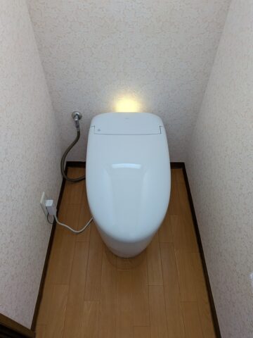 姫路市　タンクレストイレへ取替