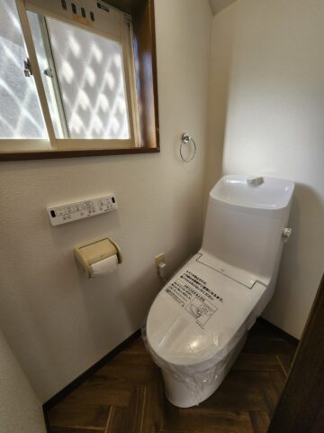 赤穂市　30年使用したトイレのリフォーム